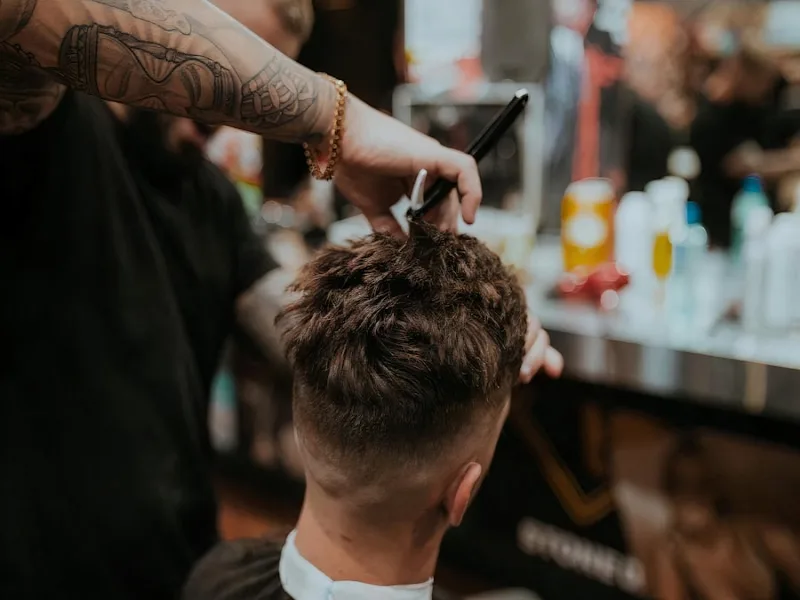 Davide - Barber